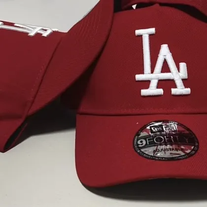 Gorra New Era 9FORTY Los Angeles Dodgers · Roja · Logo LA